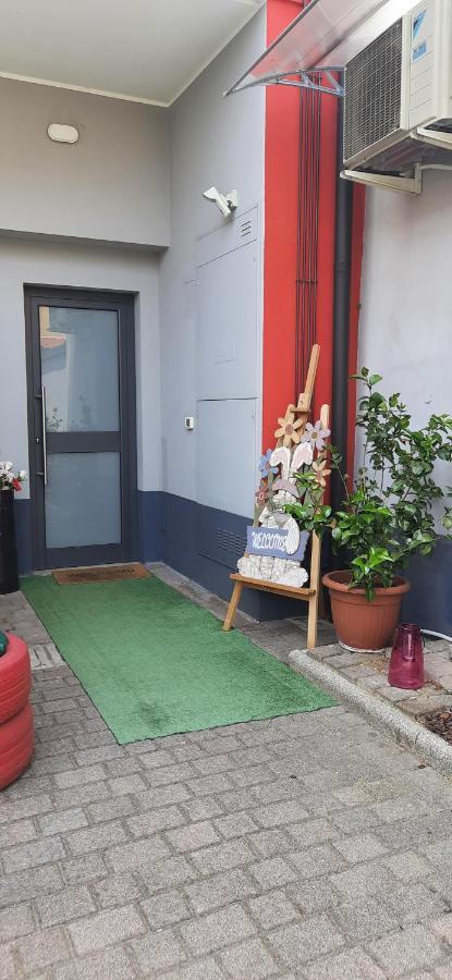 La Casa Di Emma Bed and Breakfast Rozzano Exteriör bild